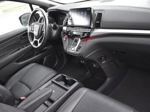 Used 2025 Honda Odyssey Sport-L image 15