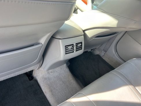 Used 2009 Toyota Camry XLE image 13