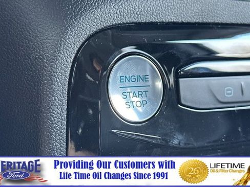 New 2025 Ford Escape SE image 20