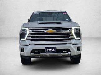 Used 2024 Chevrolet Silverado 2500 High Country w/ Technology Package AWD/4WD video 2