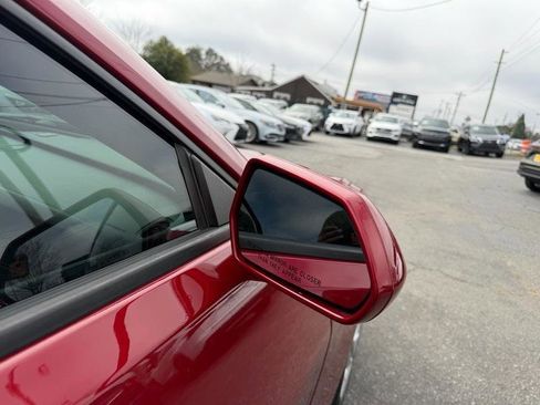 Used 2020 Chevrolet Camaro LT image 12