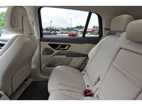 Used 2023 Mercedes-Benz EQS 450+ SUV image 13