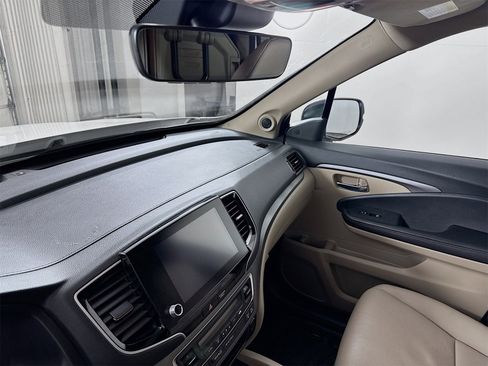 Used 2023 Honda Ridgeline RTL image 6