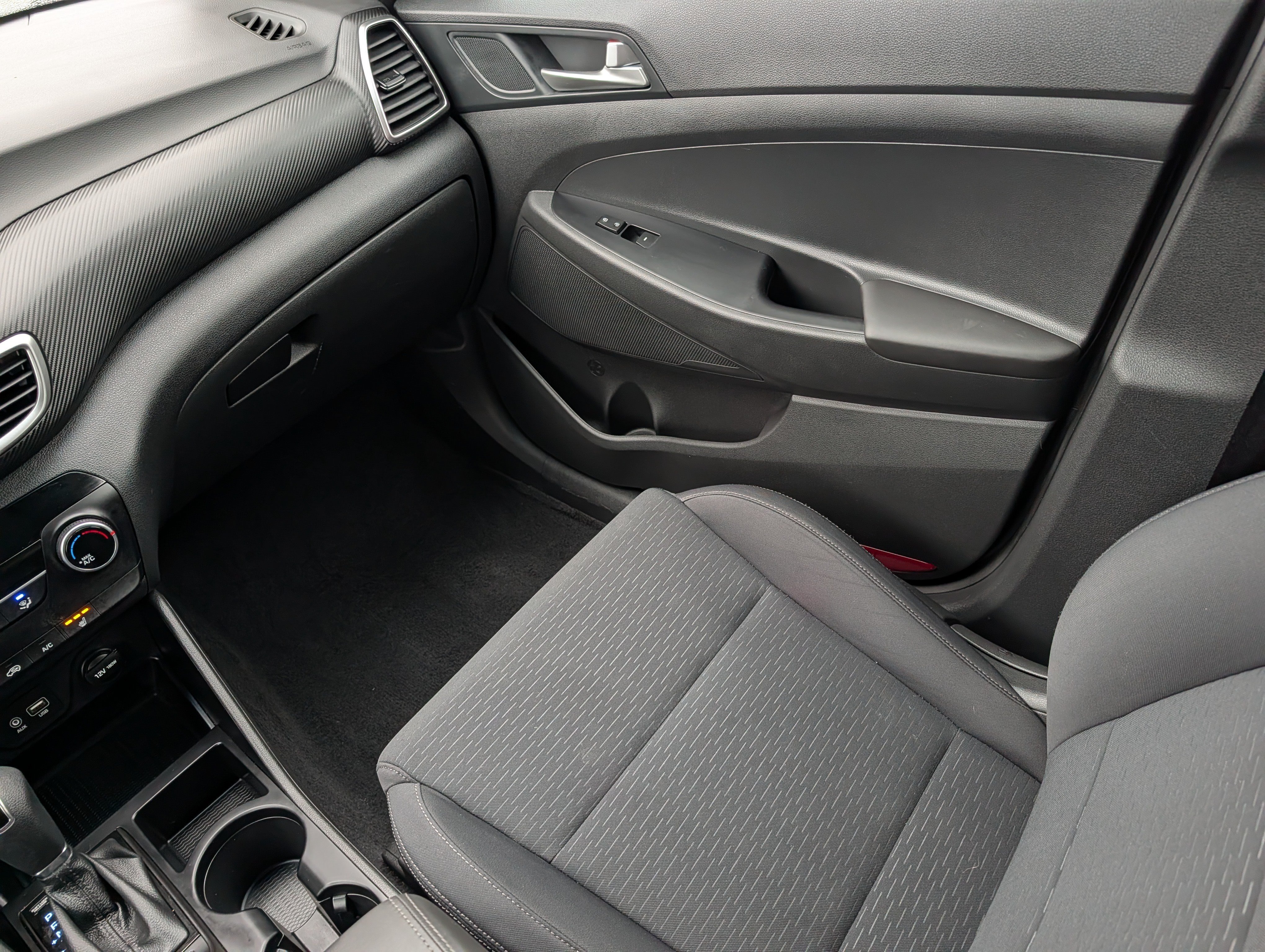 Used 2019 Hyundai Tucson Value AWD/4WD image 11