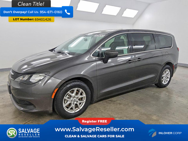 Used 2022 Chrysler Voyager LX FWD image 1