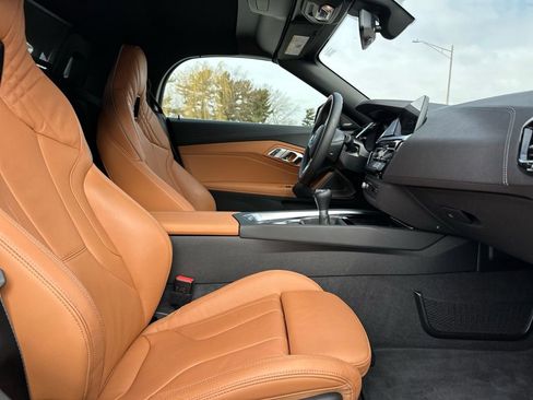 Used 2025 BMW Z4 M40i w/ Edition image 20