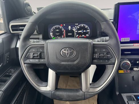 New 2026 Toyota 4Runner TRD Off-Road Premium AWD/4WD image 12