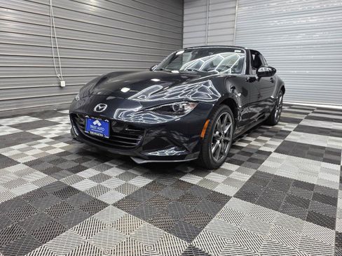 Used 2020 MAZDA MX-5 Miata RF Grand Touring RWD image 36