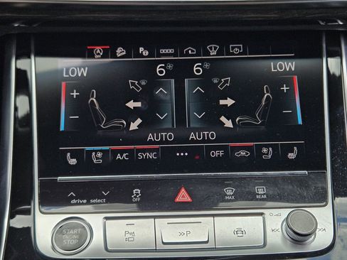 Certified 2025 Audi Q7 2.0T Premium Plus w/ Prestige Package AWD/4WD image 23