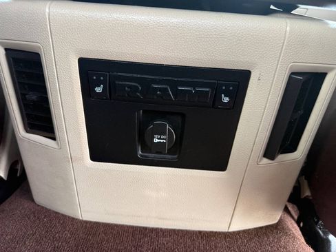 Used 2016 RAM 2500 Longhorn w/ Convenience Group AWD/4WD image 37