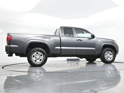 Used 2019 Toyota Tacoma SR w/ SR Convenience Package AWD/4WD image 42