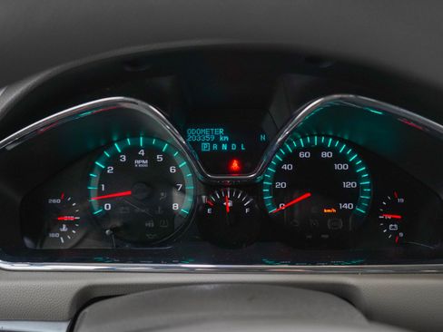 Used 2017 Chevrolet Traverse LS AWD/4WD image 24