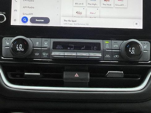 Used 2024 Toyota Grand Highlander XLE image 4