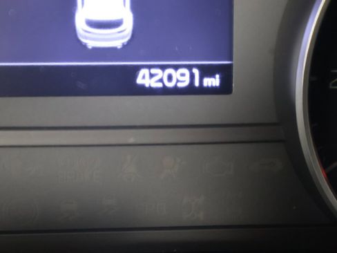 Used 2022 Kia Sportage LX image 32