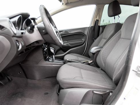 Used 2019 Ford Fiesta SE w/ Equipment Group 201A image 10