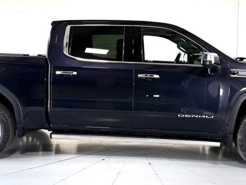 Used 2023 GMC Sierra 1500 Denali AWD/4WD image 3