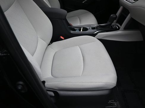Used 2022 Toyota Corolla Cross L FWD image 37
