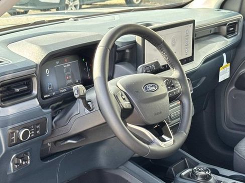 Used 2025 Ford Maverick XLT w/ XLT Luxury Package image 29