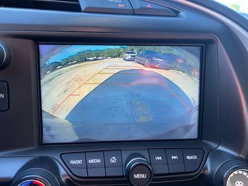 Used 2019 Chevrolet Corvette Stingray Coupe w/ 1LT RWD image 13