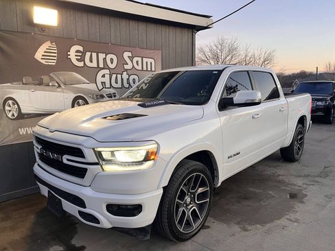 Used 2019 RAM 1500 Laramie AWD/4WD image 2