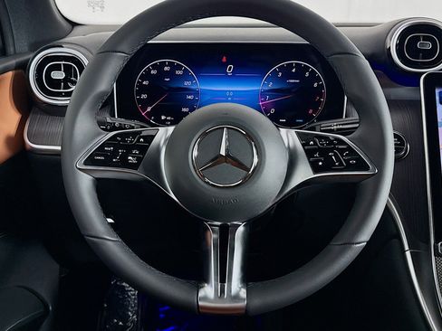 New 2026 Mercedes-Benz GLC 300 image 17