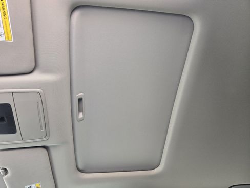 Used 2025 Honda CR-V EX image 23