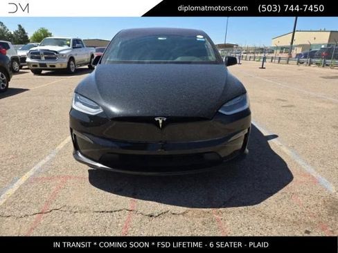 Used 2022 Tesla Model X Plaid AWD/4WD image 2