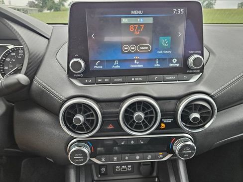 Used 2025 Nissan Sentra SV w/ All-Weather Package FWD image 18