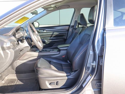 Used 2021 Nissan Altima 2.5 SR image 7