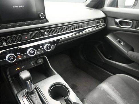 Used 2024 Honda Civic Sport image 28