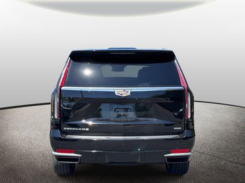 Used 2022 Cadillac Escalade Luxury AWD/4WD image 3