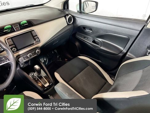 Used 2020 Nissan Versa SV image 24