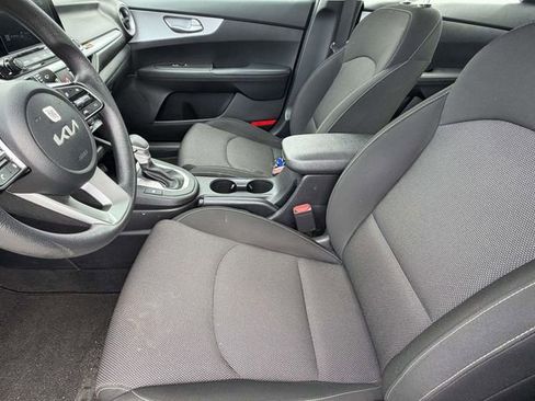 Used 2024 Kia Forte LXS FWD image 16