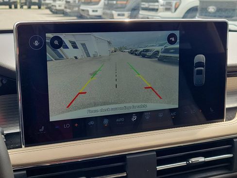 Used 2024 Lincoln Corsair FWD image 28