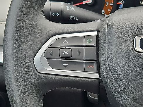 Used 2025 Jeep Compass Limited AWD/4WD image 20