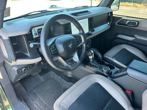 Used 2022 Ford Bronco Wildtrak AWD/4WD image 25