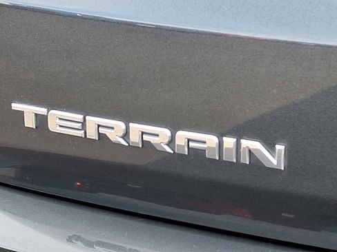 Used 2019 GMC Terrain SLT w/ Preferred Package image 32