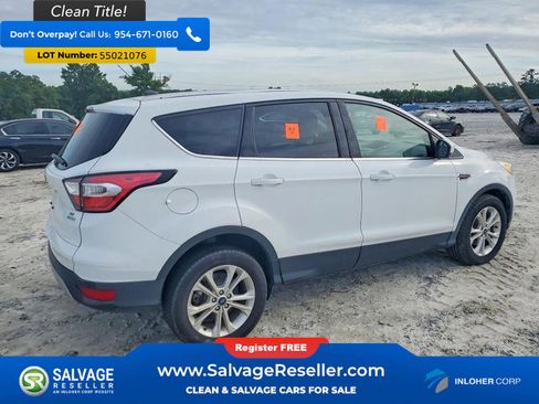 Used 2018 Ford Escape SE FWD image 4