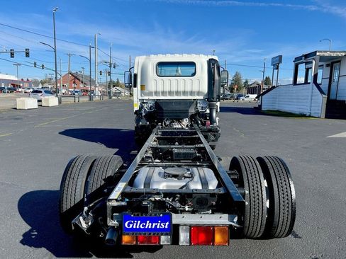 New 2025 Chevrolet Low Cab Forward image 43