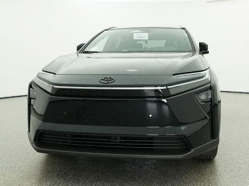 New 2026 Toyota bZ FWD image 31