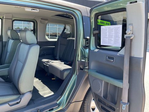 Used 2004 Honda Element EX image 27