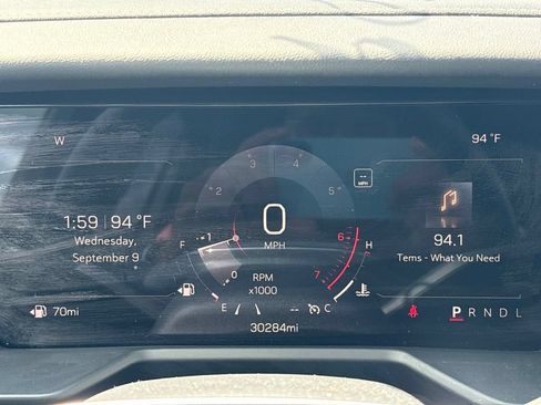 Used 2026 GMC Acadia Elevation w/ Elevation Premium Package FWD image 25