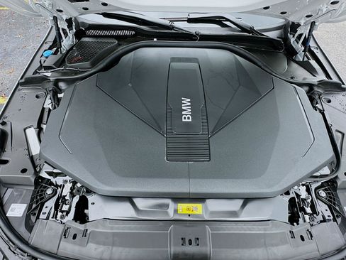 New 2026 BMW i5 eDrive40 w/ Executive Package image 25