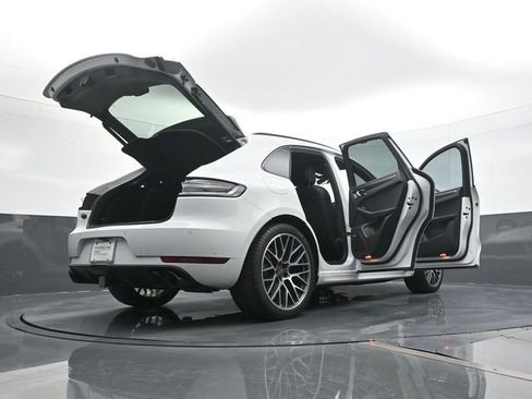 Certified 2021 Porsche Macan GTS AWD/4WD image 27