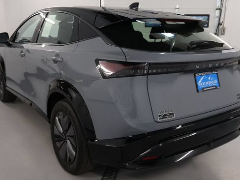 Used 2024 Nissan Ariya AWD image 5