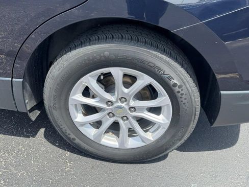Used 2020 Chevrolet Equinox LS w/ LS Convenience Package FWD image 7