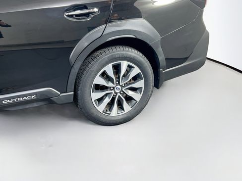 Used 2023 Subaru Outback Touring AWD/4WD image 31