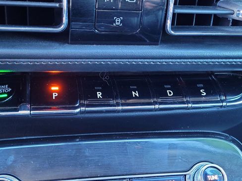 Used 2023 Lincoln Nautilus Reserve image 24