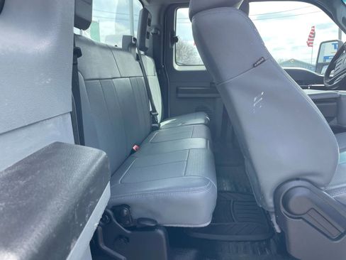 Used 2015 Ford F250 XL w/ Power Equipment Group image 15