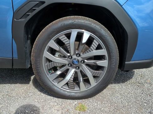 Used 2025 Subaru Forester Touring image 11